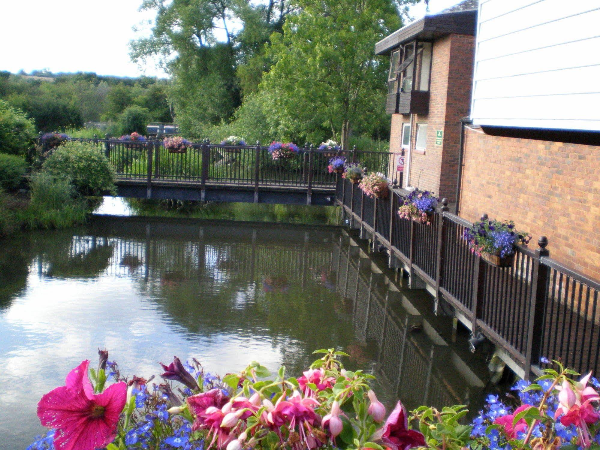 The Watermill Hotel, Sure Hotel Collection By Best Western Hemel Hempstead Extérieur photo