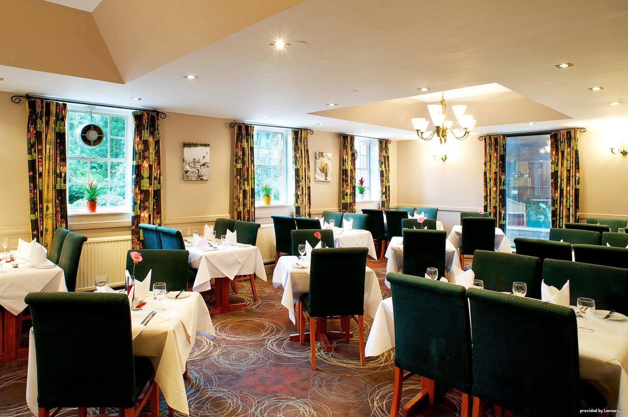 The Watermill Hotel, Sure Hotel Collection By Best Western Hemel Hempstead Restaurant photo